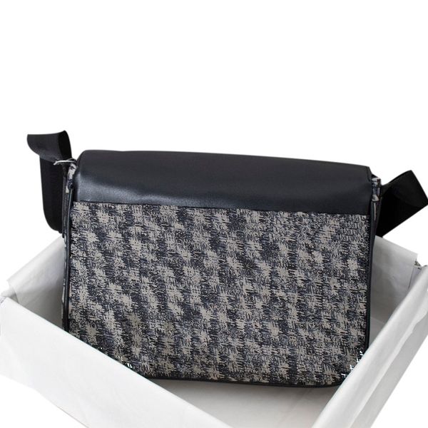 women men crossbodys single shoulder cross body bag fashion casual square handbag purses genuine leather letter crossbody message bags handb
women men crossbodys single shoulder cross body bag fashion casual square handbag purses genuine leather letter crossbody message bags handb