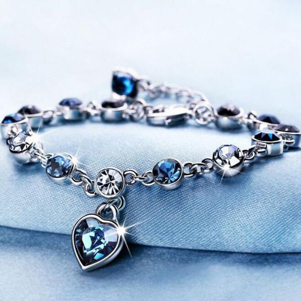 charm bracelets fashion blue crystal exquisite bracelet heart charms rhinestone beads for woman temperament gift jewelry, Golden;silver
charm bracelets fashion blue crystal exquisite bracelet heart charms rhinestone beads for woman temperament gift jewelry, Golden;silver