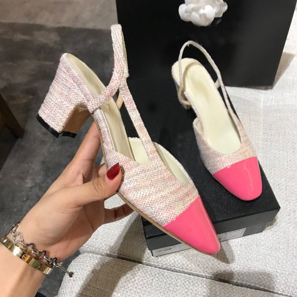 2021 good quality fashion women luxurys designers shoes designer sandals womens luxury high heels sandal dress shoess with box size 35-40 -g, Black
2021 good quality fashion women luxurys designers shoes designer sandals womens luxury high heels sandal dress shoess with box size 35-40 -g, Black