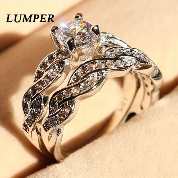 wedding rings lunper 2pcs charm silver color for women bijoux crystal engagement jewelry anel masculino couple lovers, Slivery;golden
wedding rings lunper 2pcs charm silver color for women bijoux crystal engagement jewelry anel masculino couple lovers, Slivery;golden