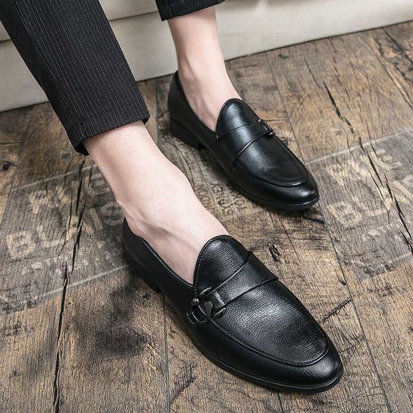 casual leather shoes men's buckle british business ess pointed korean hairesser breathable single wedding shoes black
casual leather shoes men's buckle british business ess pointed korean hairesser breathable single wedding shoes black