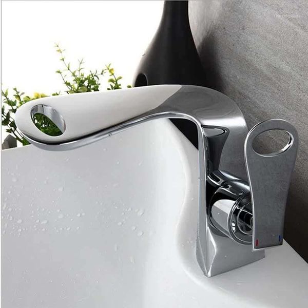 waterfall and cold switchable dual mode faucet copper paint washbasin bathroom tap baking varnish surface technology sink faucets1
waterfall and cold switchable dual mode faucet copper paint washbasin bathroom tap baking varnish surface technology sink faucets1