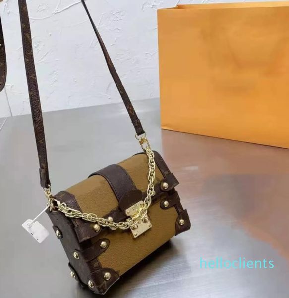 2021bag tote brand chain mini lovely canvas leather women's shoulderbags leather size:17*12cm
2021bag tote brand chain mini lovely canvas leather women's shoulderbags leather size:17*12cm