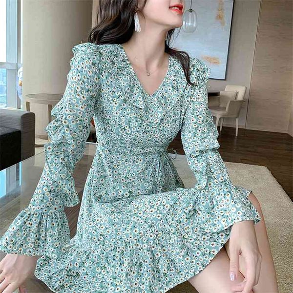 elegant chiffon daisy print vintage chic mini dress for women v-neck beach boho christmas robe vestidos women's clothing 210514, Black;gray
elegant chiffon daisy print vintage chic mini dress for women v-neck beach boho christmas robe vestidos women's clothing 210514, Black;gray