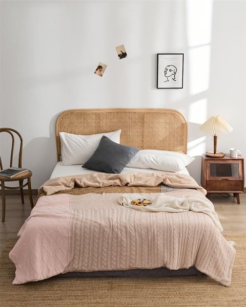 simple style cotton summer blanket duvet patchwork knitting quilts couple bed adults air conditioned quilt comforter comforters & sets
simple style cotton summer blanket duvet patchwork knitting quilts couple bed adults air conditioned quilt comforter comforters & sets