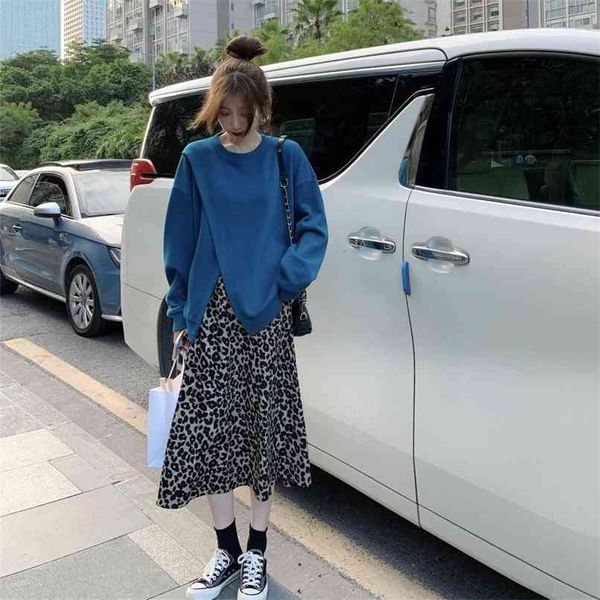 fashion women's sweater autumn and winter cross loose plus velvet pullover + leopard skirt suit 210520, Black
fashion women's sweater autumn and winter cross loose plus velvet pullover + leopard skirt suit 210520, Black