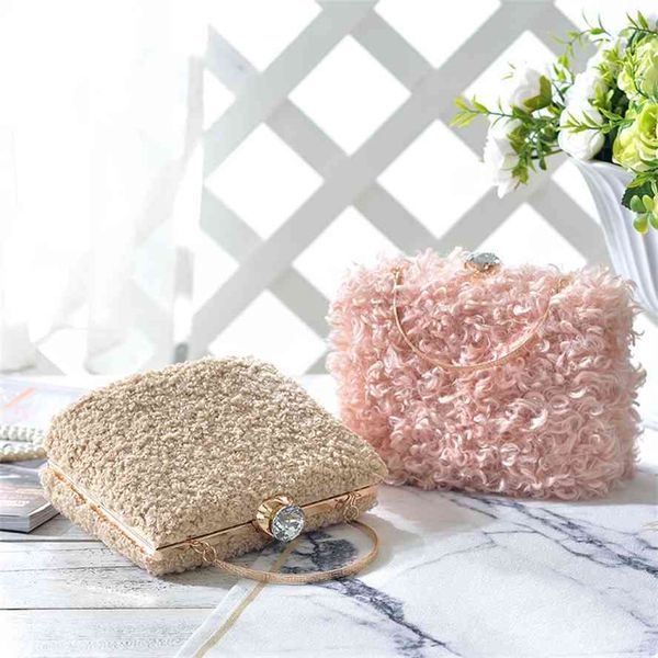 new style chain women's autumn and winter plush versatile simple one shoulder messenger bag
new style chain women's autumn and winter plush versatile simple one shoulder messenger bag
