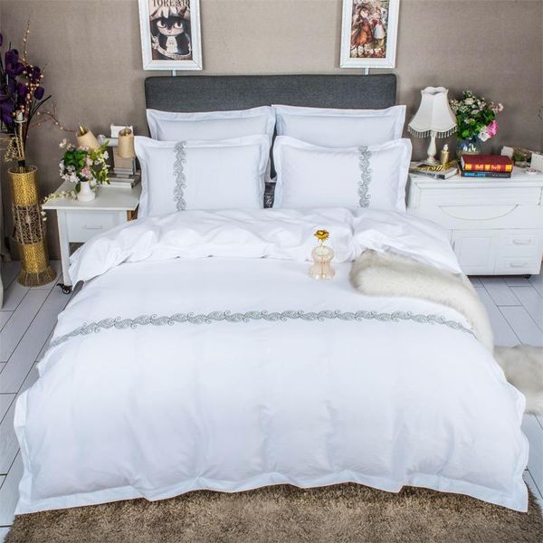 4pcs el bedding sets white color bed sheets cotton sateen duvet cover with paisley pattern embroidered linen double king
4pcs el bedding sets white color bed sheets cotton sateen duvet cover with paisley pattern embroidered linen double king