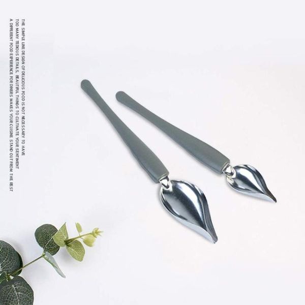 spoons stainless steel sauce painting spoon kitchen gadgets decoration dessert western sharp-mouth cuisine pen e1i1
spoons stainless steel sauce painting spoon kitchen gadgets decoration dessert western sharp-mouth cuisine pen e1i1