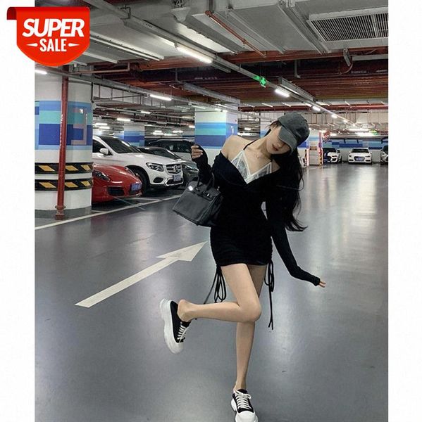 dress female temperament one-shoulder v-neck lace stitching hanging neck fake two-piece hip skirt #dj9d, White;black
dress female temperament one-shoulder v-neck lace stitching hanging neck fake two-piece hip skirt #dj9d, White;black