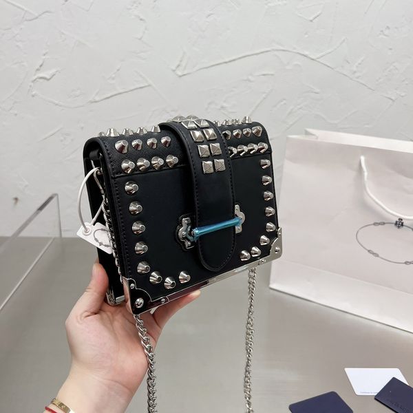 famous italian luxury womens shoulder bag genuine leather box-shaped handbag rivet buckle designer diagonal tote bags crossbody handbags for
famous italian luxury womens shoulder bag genuine leather box-shaped handbag rivet buckle designer diagonal tote bags crossbody handbags for