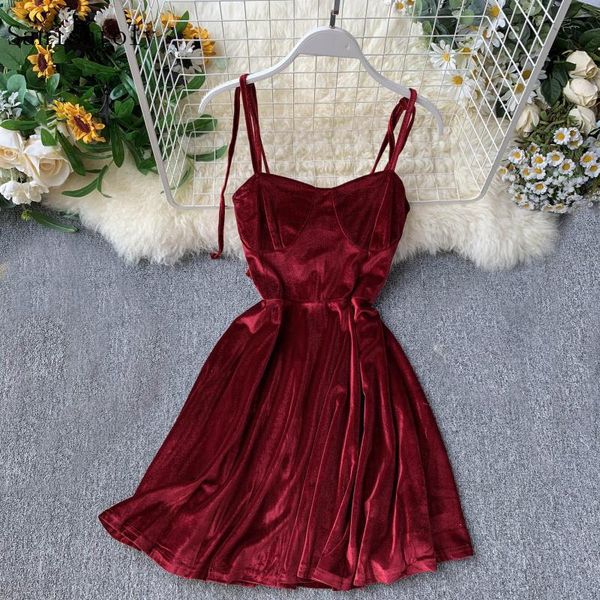 casual dresses sanishroly 2021 women vintage gothic spaghetti strap short velvet party vestidos backless high waist mini dress 151, Black;gray
casual dresses sanishroly 2021 women vintage gothic spaghetti strap short velvet party vestidos backless high waist mini dress 151, Black;gray