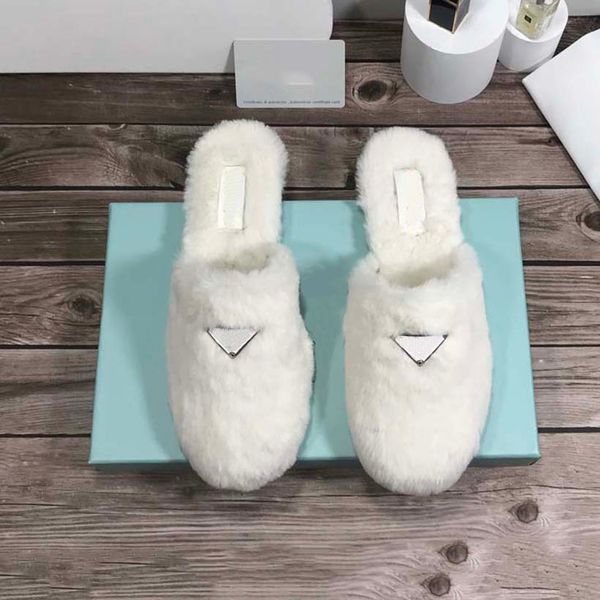 fashion designer shoes women warm winter slipper platform casual chaelsea brand furry single flat shoe trainers sneaker white with box, Black
fashion designer shoes women warm winter slipper platform casual chaelsea brand furry single flat shoe trainers sneaker white with box, Black
