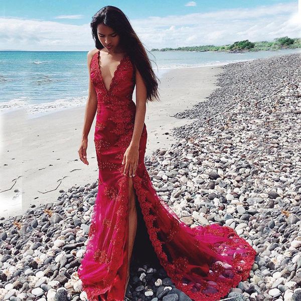 deep v neck split lace mermaid evening dresses beaded appliques sweep train formal prom gowns plus size, Black;red
deep v neck split lace mermaid evening dresses beaded appliques sweep train formal prom gowns plus size, Black;red
