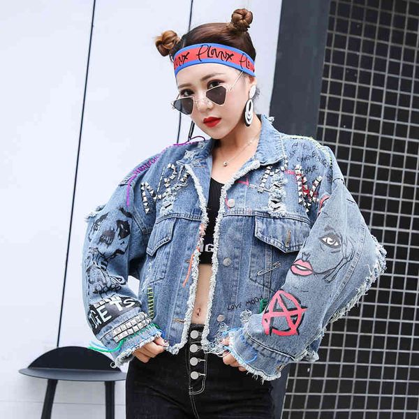 european station thai graffiti denim for woman with short, torn, heavy account fur jacket, Black;brown
european station thai graffiti denim for woman with short, torn, heavy account fur jacket, Black;brown