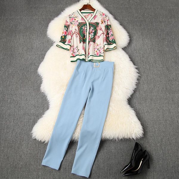 est 2021 stylish runway suit set women's short sleeve retro floral blouse pants two piece dress, White
est 2021 stylish runway suit set women's short sleeve retro floral blouse pants two piece dress, White