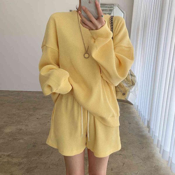 casual women tracksuit two piece set sweatshirts and shorts sportswear outfit solid set summer autumn outfit 210515, White
casual women tracksuit two piece set sweatshirts and shorts sportswear outfit solid set summer autumn outfit 210515, White
