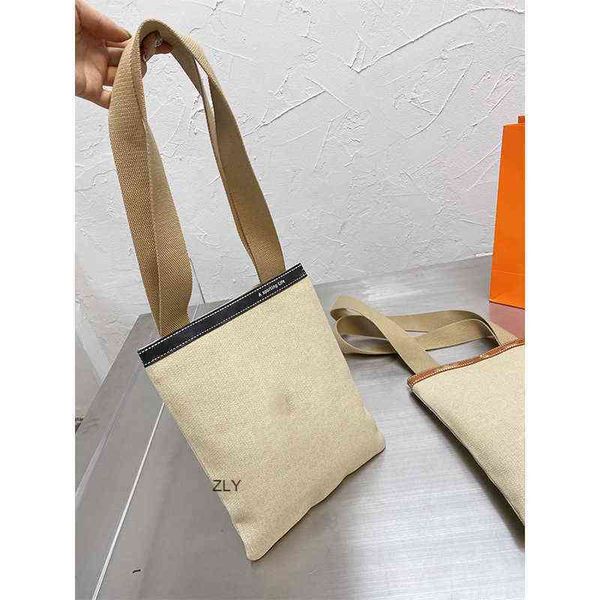 simple large capacity canvas bag aijia lady daily commuting printing tote bag office worker shoulder zly bags
simple large capacity canvas bag aijia lady daily commuting printing tote bag office worker shoulder zly bags