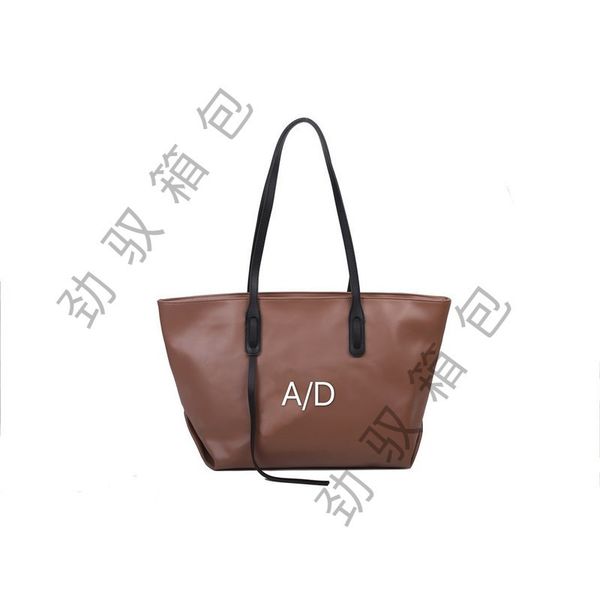 70% off designer women's korean fashion versatile large capacity leisure hand pu tote bag fashion women's one shoulder bag 81gj
70% off designer women's korean fashion versatile large capacity leisure hand pu tote bag fashion women's one shoulder bag 81gj