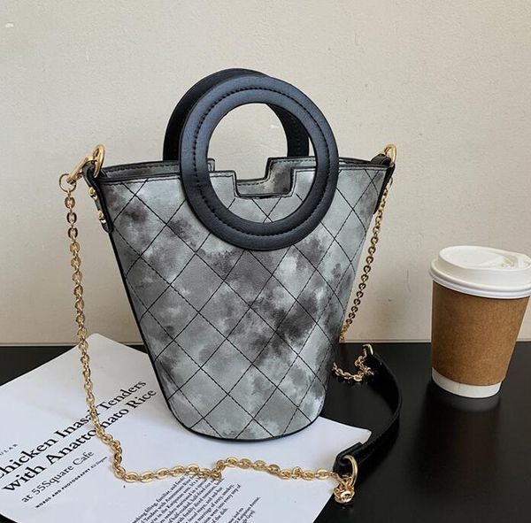 factory wholesale women shoulder bags summer candy color fashion handbag personality colorful graffiti bucket bag sweet small pure and fresh, Black;red
factory wholesale women shoulder bags summer candy color fashion handbag personality colorful graffiti bucket bag sweet small pure and fresh, Black;red