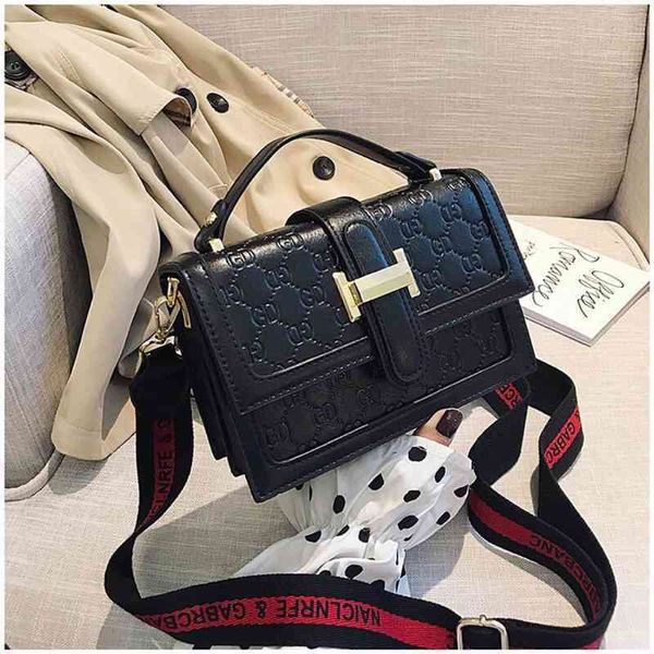 2022 factory outlet urban simple small square foreign style women's single shoulder messenger embossed handbag w7vg
2022 factory outlet urban simple small square foreign style women's single shoulder messenger embossed handbag w7vg
