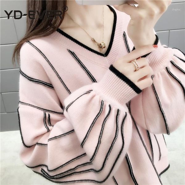 women's sweaters autumn winter 2021 knitted sweater women loose wild fashion v neck striped pullover patch pull femme lady 46650, White;black 
women's sweaters autumn winter 2021 knitted sweater women loose wild fashion v neck striped pullover patch pull femme lady 46650, White;black