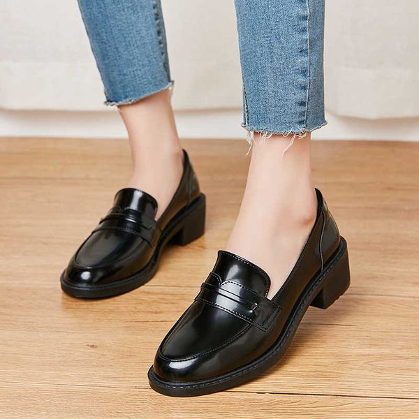 small leather sho women 2021 high-heeled soft children british style round head soled leford
small leather sho women 2021 high-heeled soft children british style round head soled leford