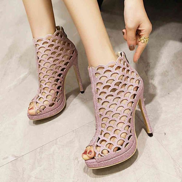 sandals girls cutout hollow peep toe zipper summer boots high heels party black elegant glitter big size 33-49
sandals girls cutout hollow peep toe zipper summer boots high heels party black elegant glitter big size 33-49