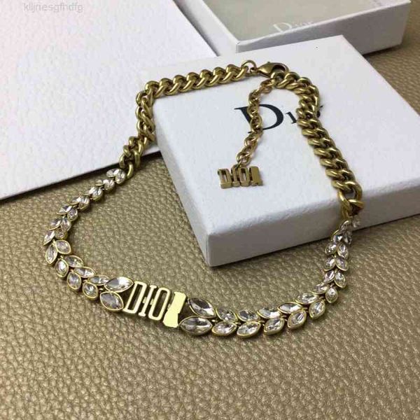 christian/dio necklace d home / dijia 2021 wheat ear high version letter horse eye diamond chain female, Red;brown
christian/dio necklace d home / dijia 2021 wheat ear high version letter horse eye diamond chain female, Red;brown