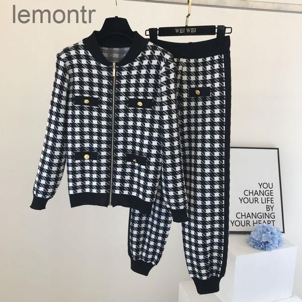 women's fashion plaid sportswear, two piece fabric suit, black and white, zipper coat, + wide stripe pants, 2021 pants
women's fashion plaid sportswear, two piece fabric suit, black and white, zipper coat, + wide stripe pants, 2021 pants