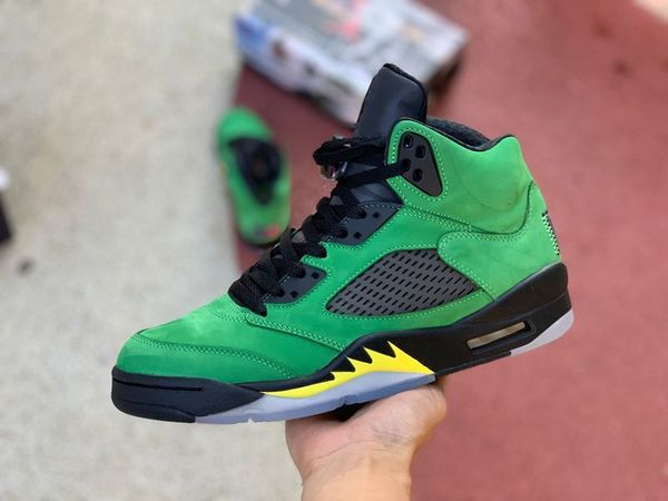 2021 authentic 5 retro se oregon apple green black yellow boots shoes men and women 5s boots shoes outdoor sneakers with origina