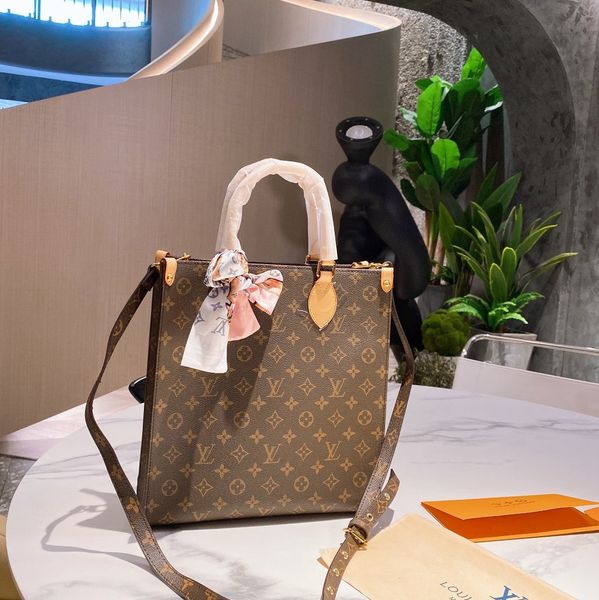 Woman Fashion Luxury Shoulder Bags Handbag Purses Classic Leather Handbags Chain Cross body Bag Tote Top Wallet With Logo -L2188
Woman Fashion Luxury Shoulder Bags Handbag Purses Classic Leather Handbags Chain Cross body Bag Tote Top Wallet With Logo -L2188