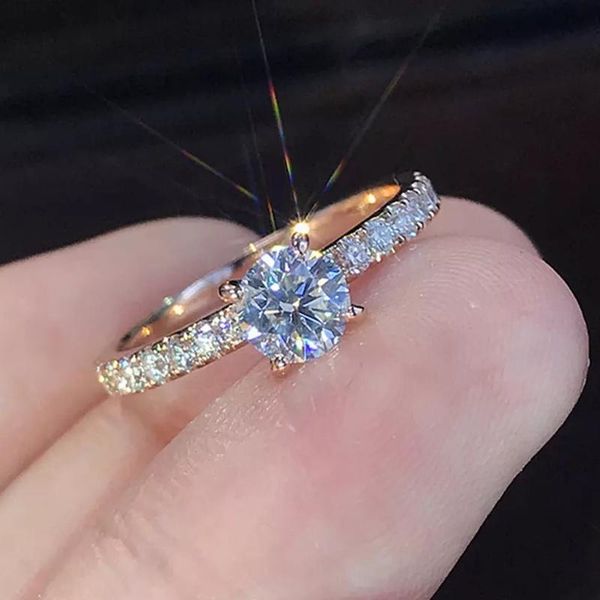 modern fashion women 925 silver ring trend crystal zircon rose gold rings for wedding jewelry engagement gift cluster, Golden;silver
modern fashion women 925 silver ring trend crystal zircon rose gold rings for wedding jewelry engagement gift cluster, Golden;silver