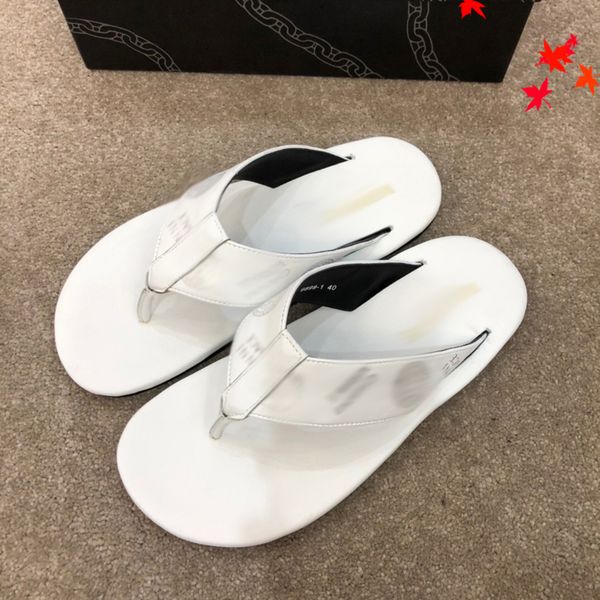 luxurys men slippers designer rubber slides sandal mens designers flat fashion shoes beach flip flops flower with box size 39-45 -g390, Black
luxurys men slippers designer rubber slides sandal mens designers flat fashion shoes beach flip flops flower with box size 39-45 -g390, Black