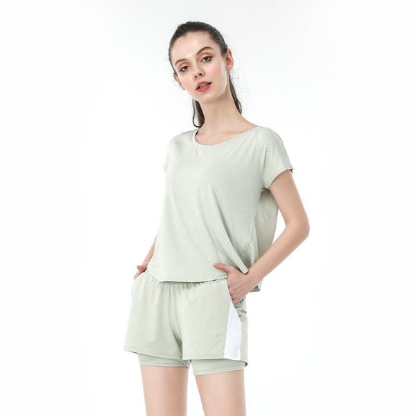 blouse back slit women quick dry breathable sport yoga shirt clothing workout gym short sleeve fitness running high waist outfit
blouse back slit women quick dry breathable sport yoga shirt clothing workout gym short sleeve fitness running high waist outfit