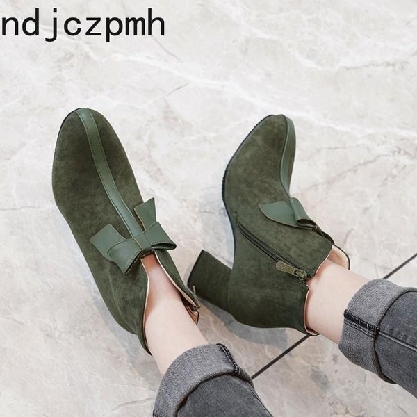 boots women's autumn and winter fashion round head zipper butterfly knot high heel short tube shoes plus size 28-46, Black
boots women's autumn and winter fashion round head zipper butterfly knot high heel short tube shoes plus size 28-46, Black
