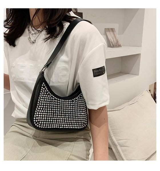 brand designer pu leather women's shoulder bag fashion simple sequined handbag small hobos crossbody evening bags
brand designer pu leather women's shoulder bag fashion simple sequined handbag small hobos crossbody evening bags