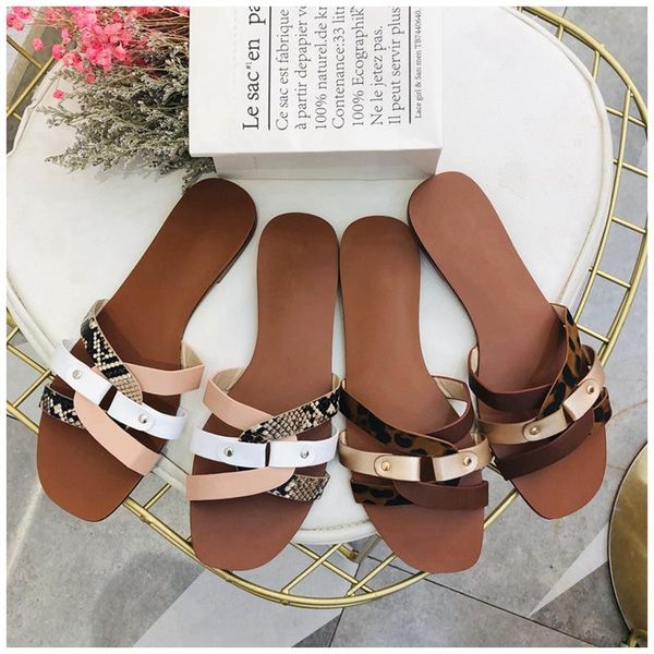 slippers 2021 summer women beach slipper ladies leopard flip flops flat shoes outsides female slip on slides, Black
slippers 2021 summer women beach slipper ladies leopard flip flops flat shoes outsides female slip on slides, Black