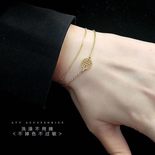 nvfu gold xiaofu brand d double ring titanium steel bracelet nvhan round simple jewelry, Black
nvfu gold xiaofu brand d double ring titanium steel bracelet nvhan round simple jewelry, Black