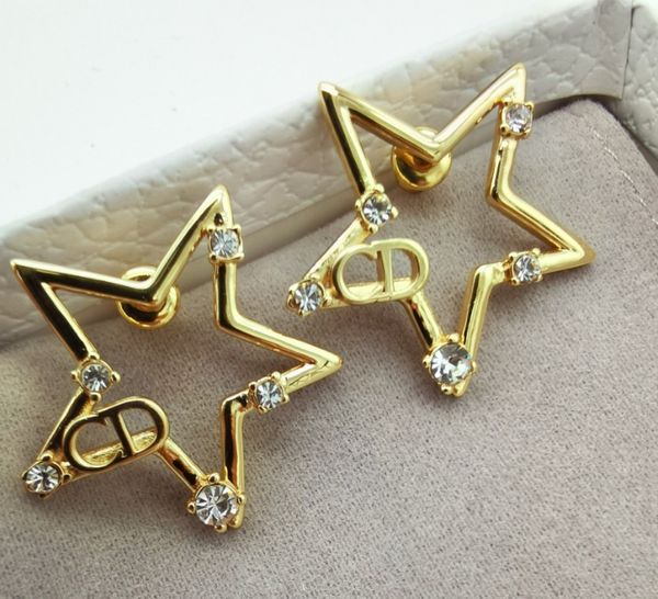 d family 21 new earrings 925 silver needle wind star gold inlaid diamond cd letter female earrings, Golden
d family 21 new earrings 925 silver needle wind star gold inlaid diamond cd letter female earrings, Golden