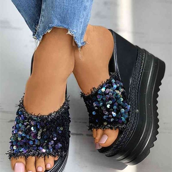 summer peep toe sequins fringe hem wedge heeled slippers bling platform slides fashion casual outdoor sandals ladies shoes 210619, Black
summer peep toe sequins fringe hem wedge heeled slippers bling platform slides fashion casual outdoor sandals ladies shoes 210619, Black