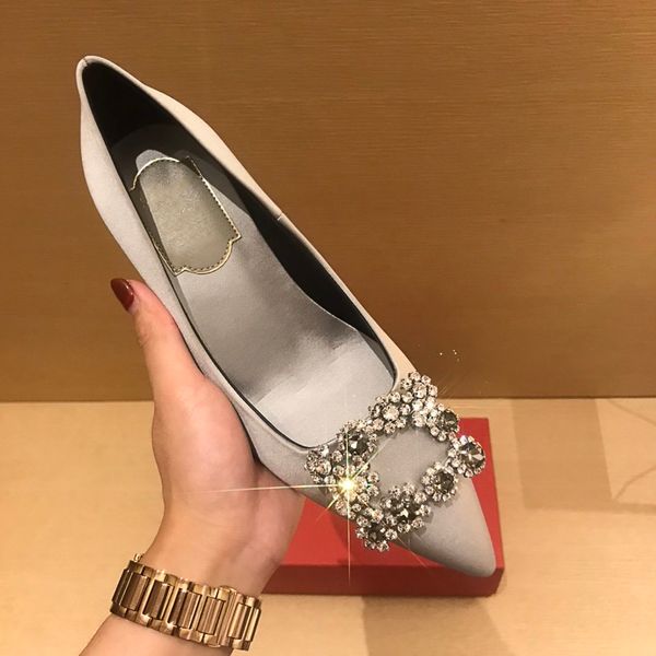 2021ss summer fashion party banquet ladies sandals fashionable rhinestone women sandals with 6.5cm high heels pointed toe slides with box, Black
2021ss summer fashion party banquet ladies sandals fashionable rhinestone women sandals with 6.5cm high heels pointed toe slides with box, Black