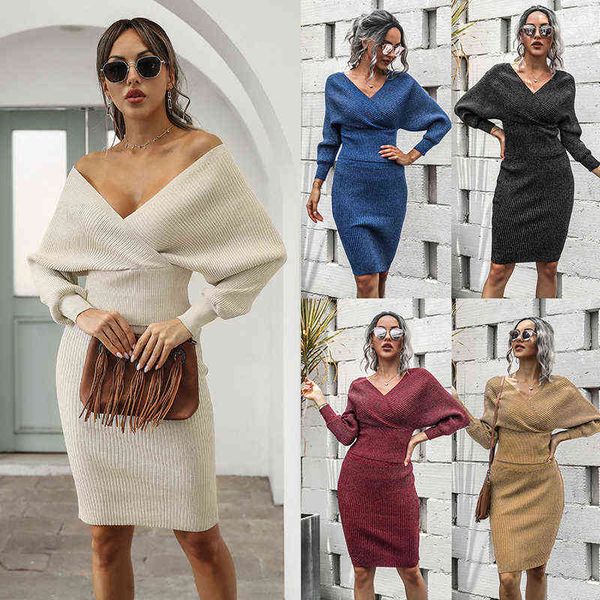 2 piece skirts set women 2021 new v-neck knitted dress frauen batwing sleeve pullover kleid elegant bodycon midi, Black;gray
2 piece skirts set women 2021 new v-neck knitted dress frauen batwing sleeve pullover kleid elegant bodycon midi, Black;gray