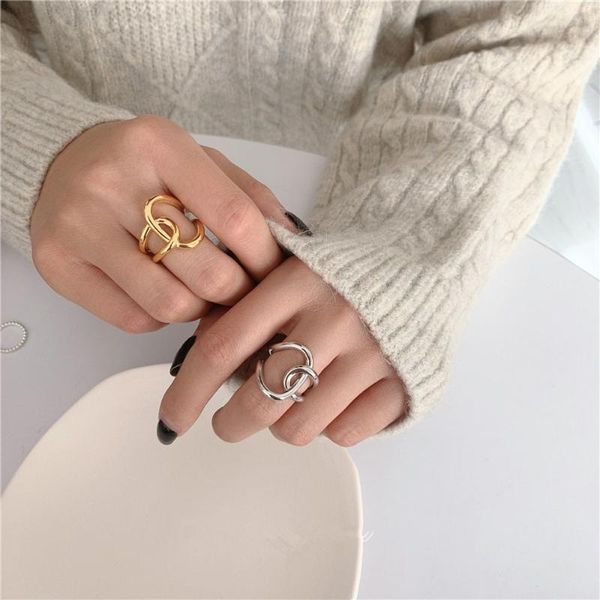 cluster rings twisted irregular curve crossed metal finger ring 2021 simpleness punk for women wedding party jewelry gift, Golden;silver
cluster rings twisted irregular curve crossed metal finger ring 2021 simpleness punk for women wedding party jewelry gift, Golden;silver