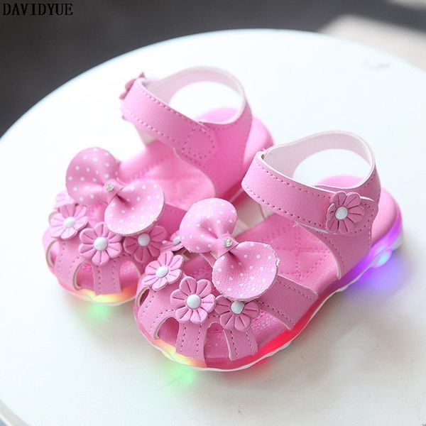 girls baby led summer sandals with flowers luminous lighting fist walk beach slipper shoes, Black;red
girls baby led summer sandals with flowers luminous lighting fist walk beach slipper shoes, Black;red
