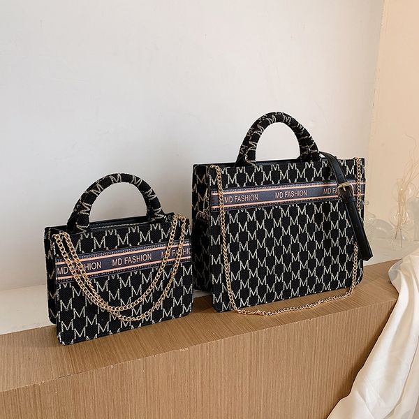 nvjue net red popular texture small portable tote bag women's 2020 new fashion high-capacity single shoulder messenger bag
nvjue net red popular texture small portable tote bag women's 2020 new fashion high-capacity single shoulder messenger bag