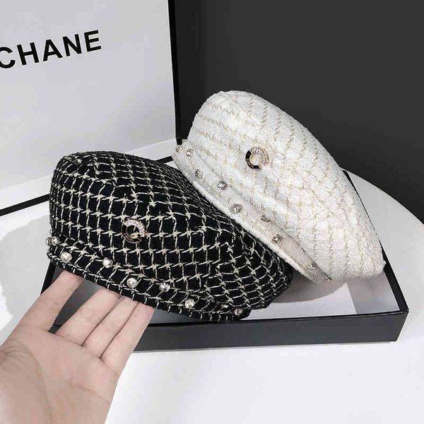 designer quality style autumn and winter french celebrity pearl beret women's bright diamond painter's hat woman, Blue;gray
designer quality style autumn and winter french celebrity pearl beret women's bright diamond painter's hat woman, Blue;gray