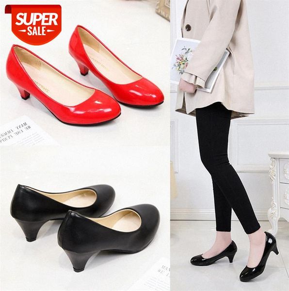 large size professional work shoes mid-heel solid color single four shallow mouth round toe high heels #9k1x
large size professional work shoes mid-heel solid color single four shallow mouth round toe high heels #9k1x