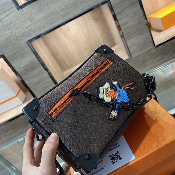 l fashion designer brown flower handbags shoulder bags high qaulity scarecrow embroidery zipper leather luxury square bag
l fashion designer brown flower handbags shoulder bags high qaulity scarecrow embroidery zipper leather luxury square bag