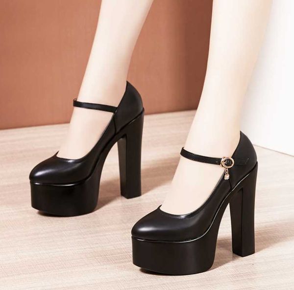 dress shoes 15cm pointed toe catwalk super high heels women's platform large size patent leather cheongsam model performance, Black
dress shoes 15cm pointed toe catwalk super high heels women's platform large size patent leather cheongsam model performance, Black